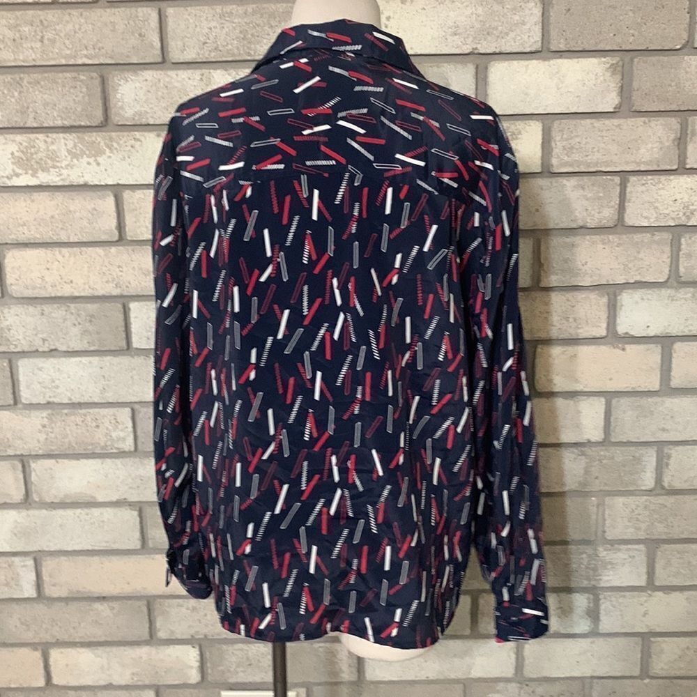 3for$20 button front blouse 12 - Picture 2 of 3